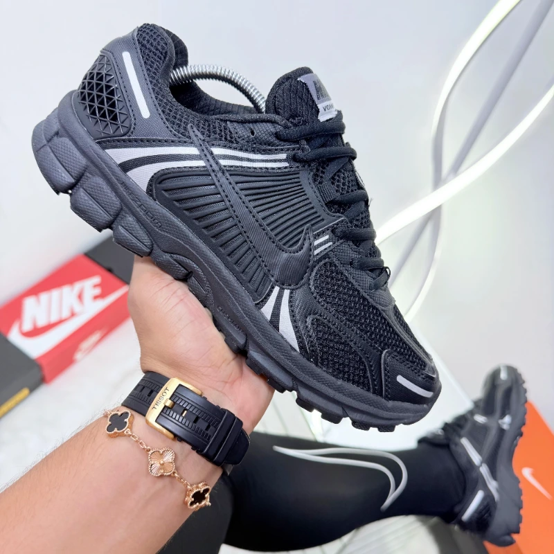 Nike Vomero 5 Caballero - imagen 1