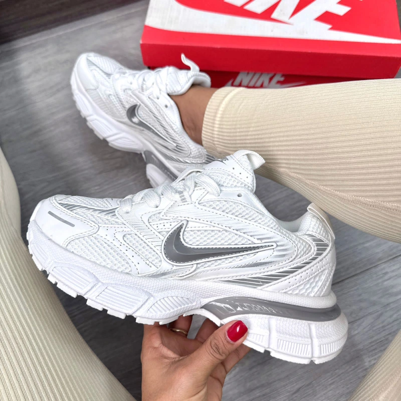 Nike Turbo Dama - imagen 1