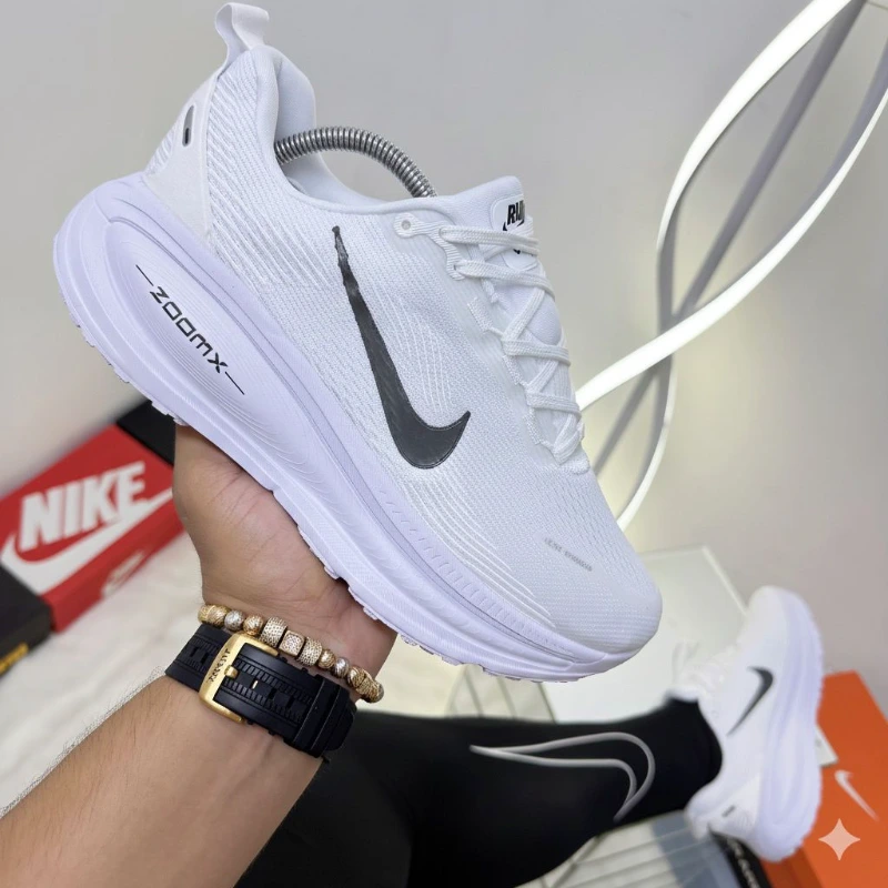 Nike Vomero Plus Caballero - imagen 4